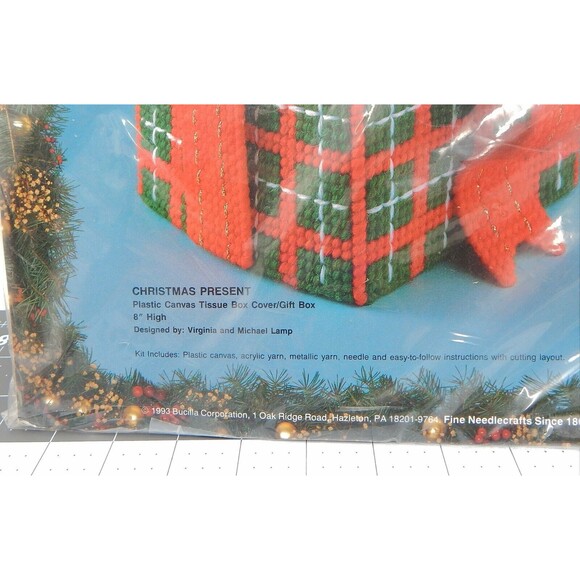 Bucilla Christmas Present Plastic Canvas Kit 61164 Tissue Box Gift Holiday Craft - Picture 5 of 5